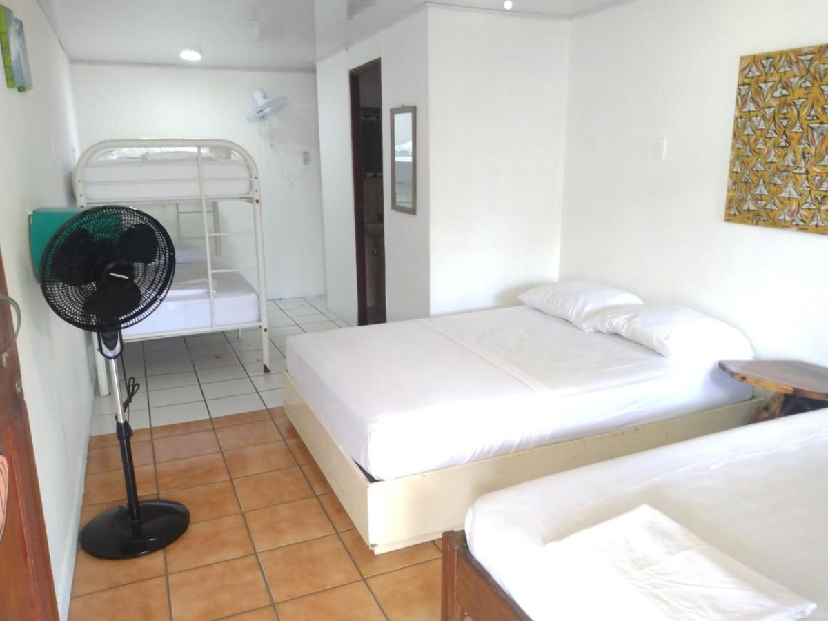 Buena Nota Hostel Jaco Ngoại thất bức ảnh