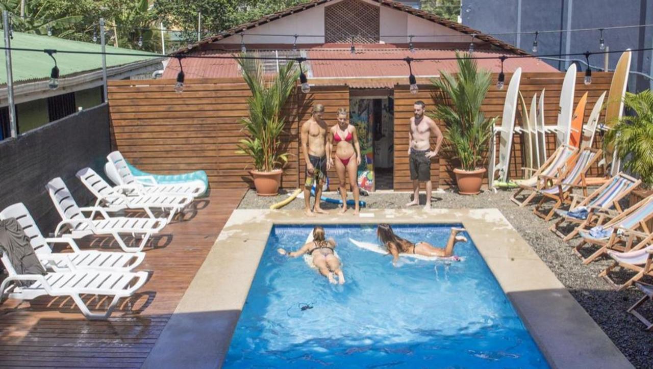 Buena Nota Hostel Jaco Ngoại thất bức ảnh