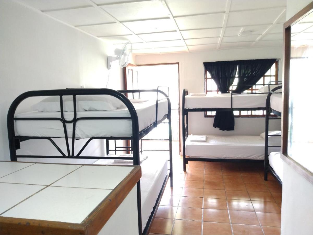 Buena Nota Hostel Jaco Ngoại thất bức ảnh