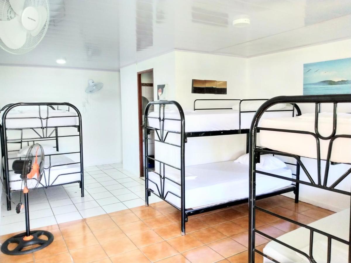 Buena Nota Hostel Jaco Ngoại thất bức ảnh
